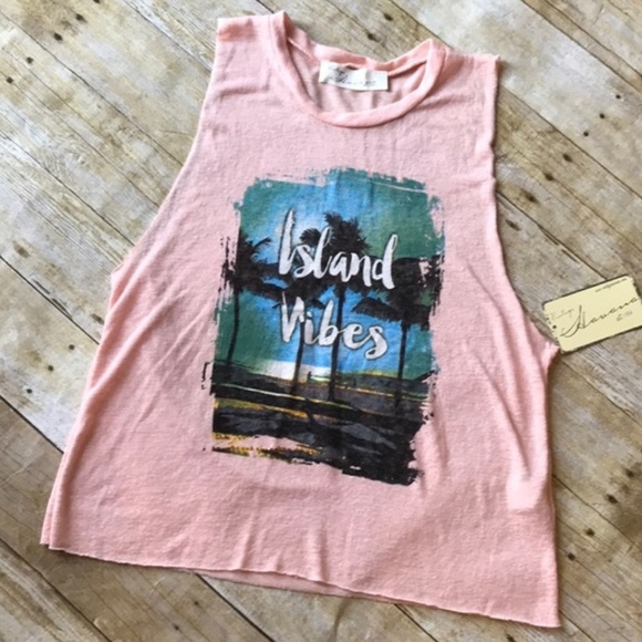 Vintage Havana Tops - Vintage Havana “Island Vibes” Sleeveless Tank
